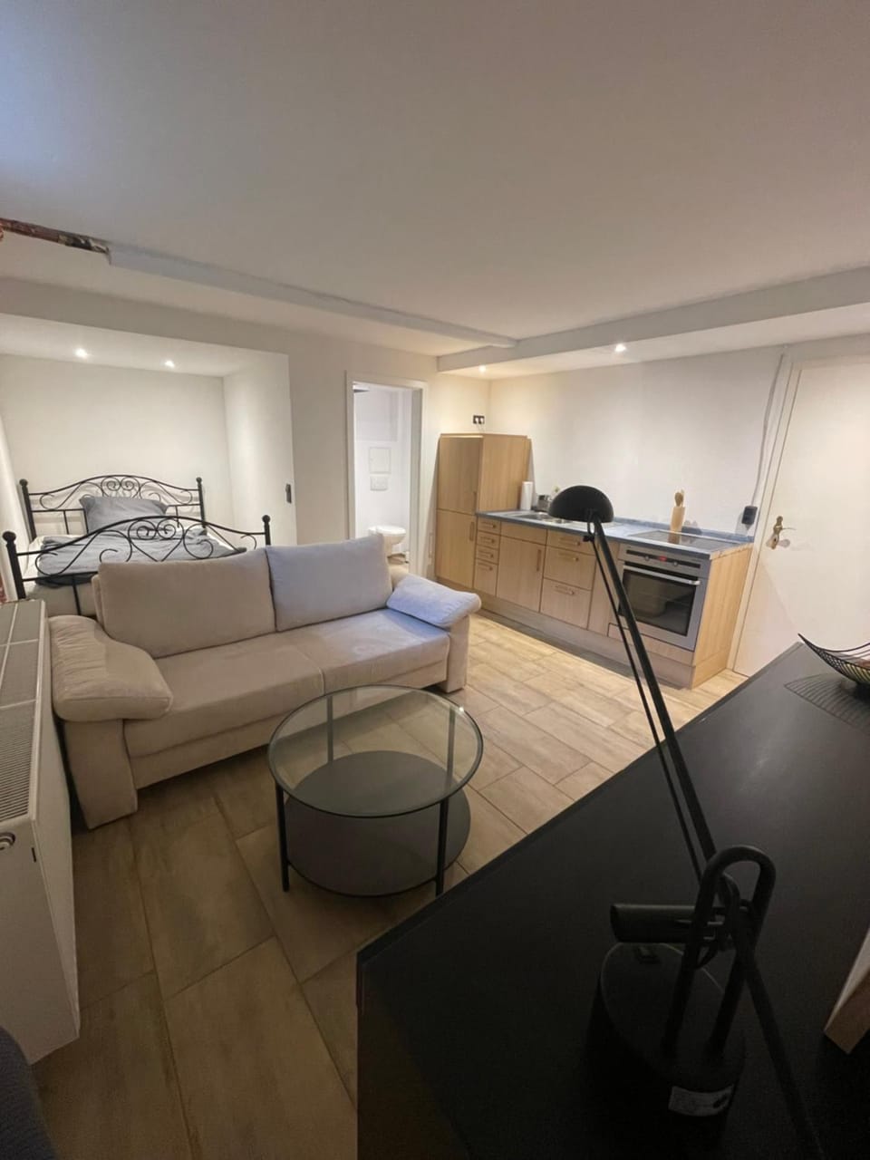Photo of the whole room, Seating area