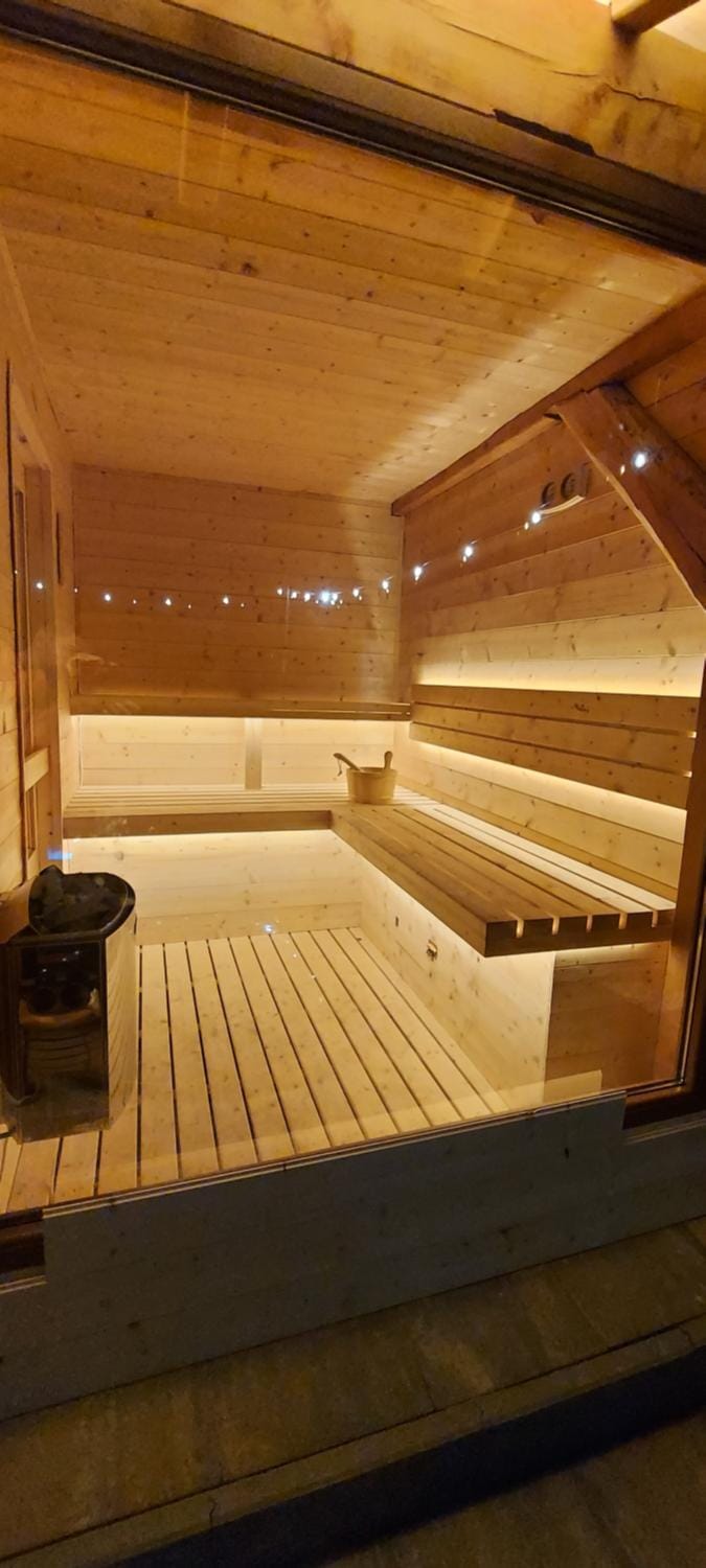 Sauna, Sauna, Spa and wellness centre/facilities
