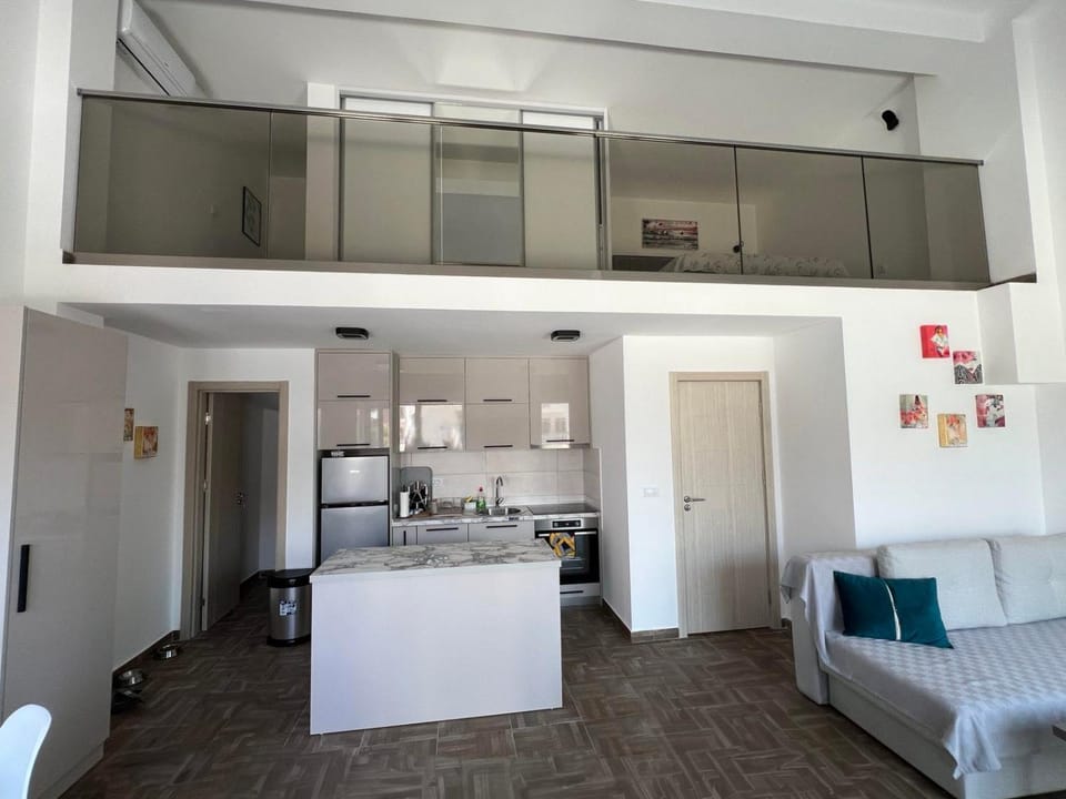Hedonist Apartment in Ulcinj