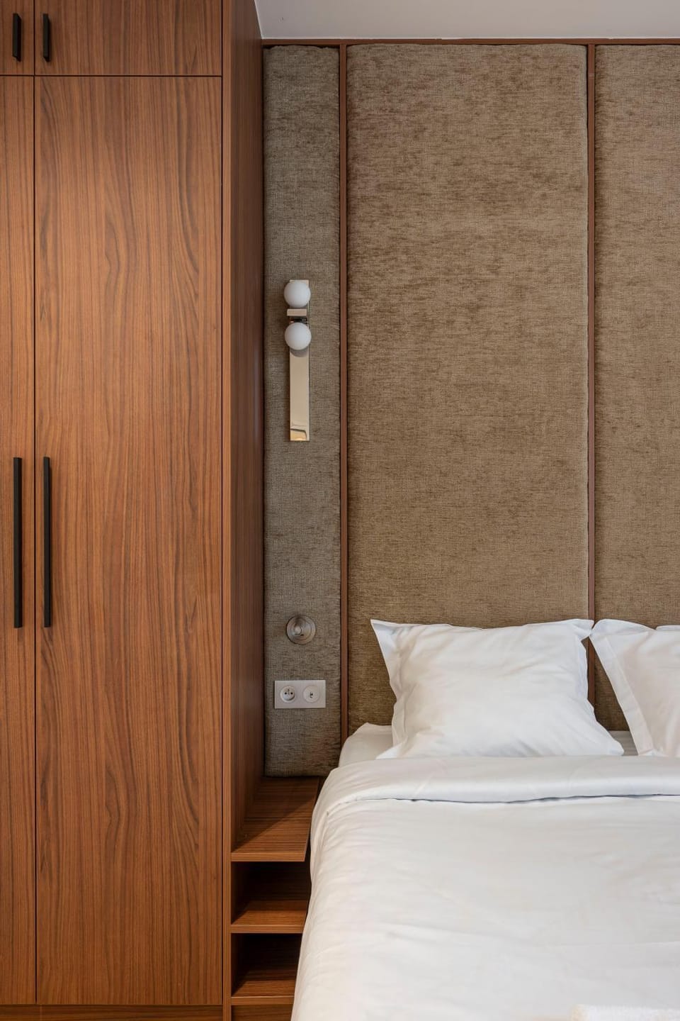 Bed, Bedroom, wardrobe
