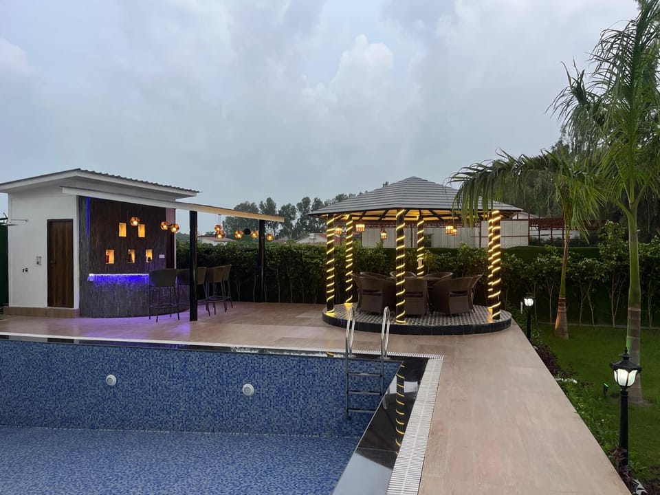 Garden view, Swimming pool