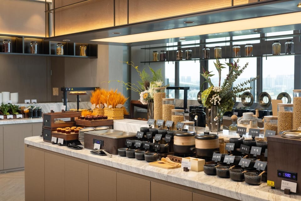 Restaurant/places to eat, Food, Breakfast, Buffet breakfast