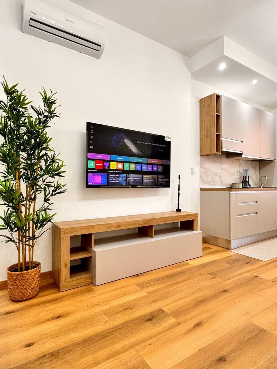 Lolus House Apartment in Rome