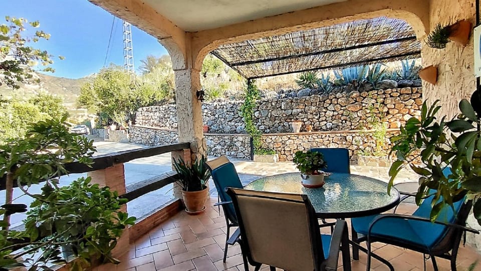 Day, Garden, View (from property/room), Balcony/Terrace, Dining area