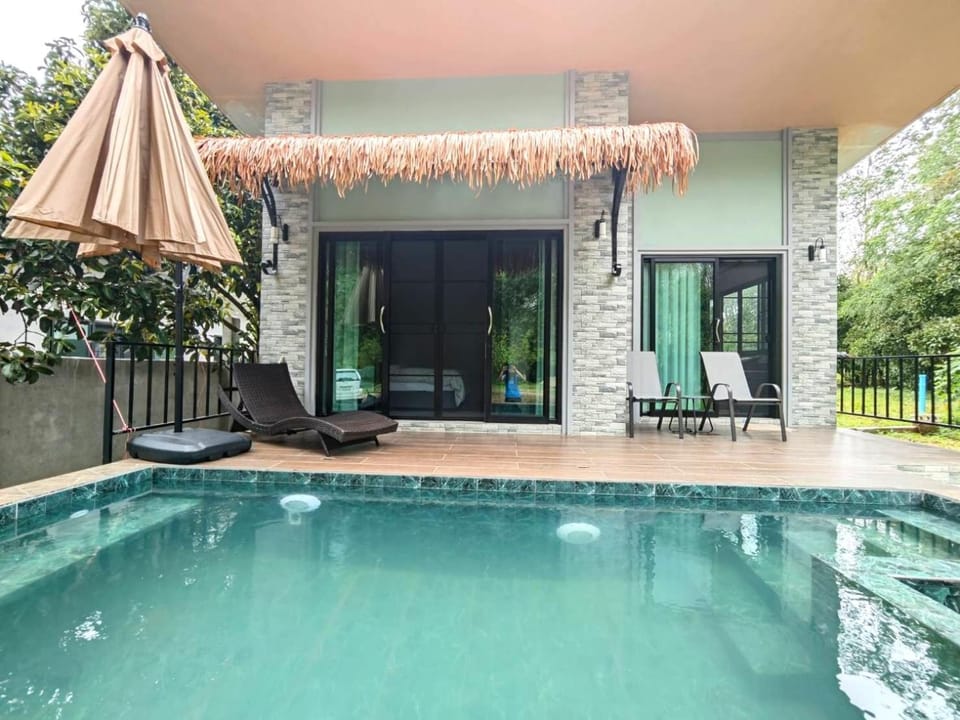 The Pleasant Pool Villa Khaolak Villa in Khuekkhak