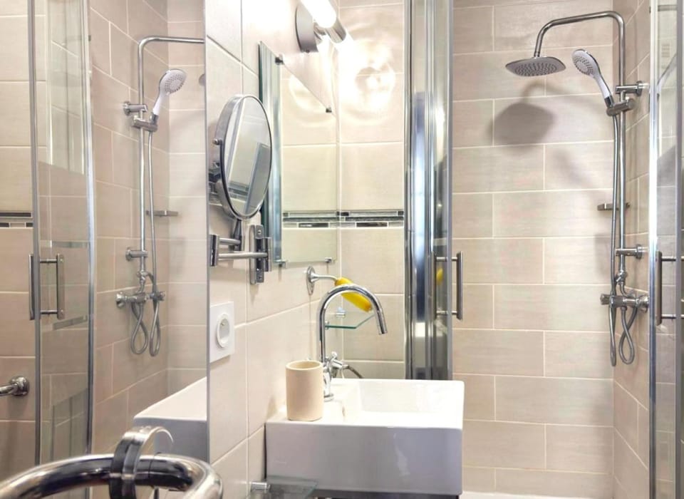 Shower, Bathroom