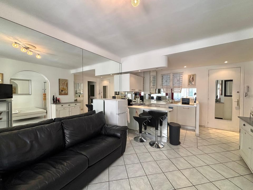 2 pieces 50 metres des plages Apartment in Cannes