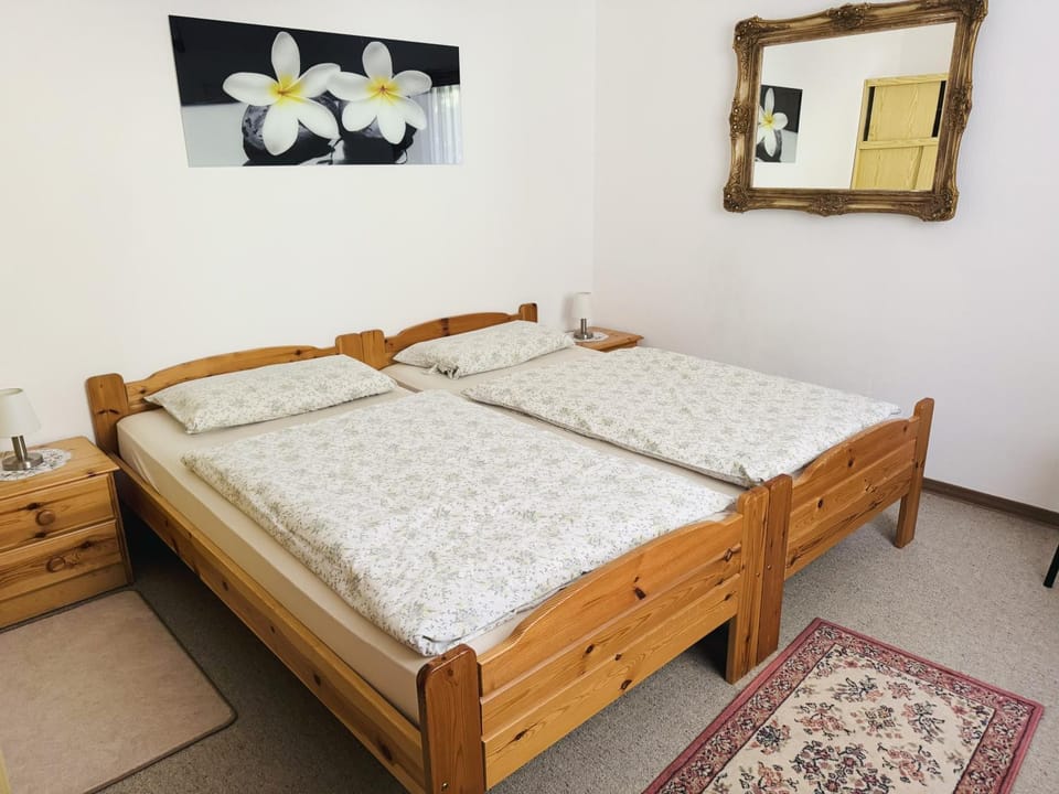 Living room, Bedroom