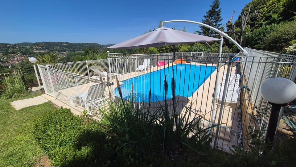 Natural landscape, Swimming pool, sunbed