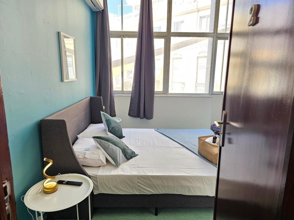 Blife Lusitanya - private rooms at Santantonya 1st floor Vacation rental in Faro