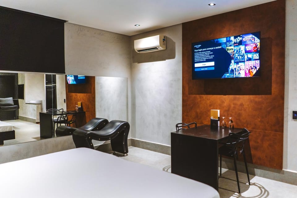 TV and multimedia, Dining area, air conditioner