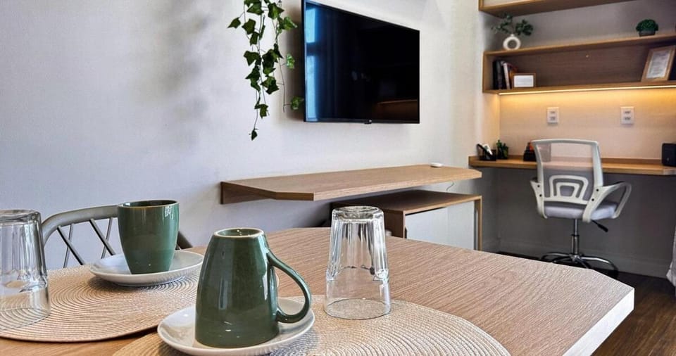 TV and multimedia, Coffee/tea facilities, Dining area