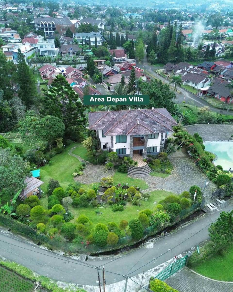 Mukidi Apartment in Cisarua