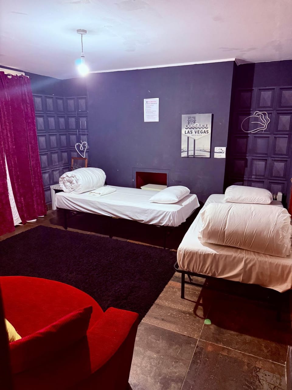 Photo of the whole room
