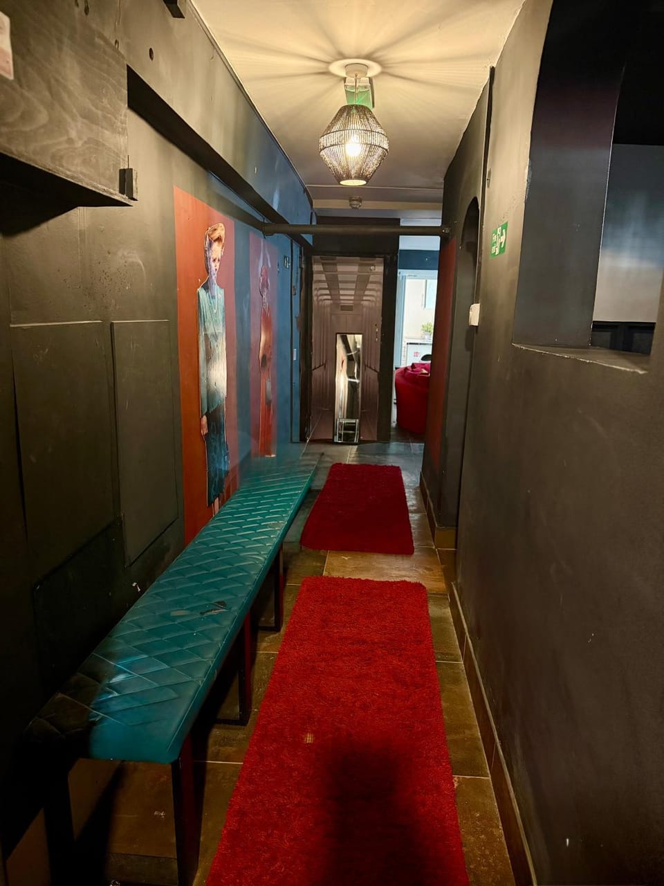 Seating area