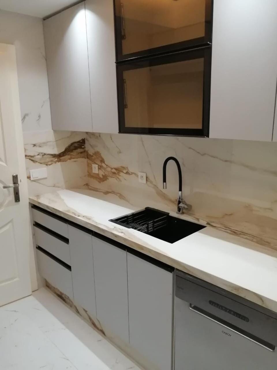 Appartement sécurisée et moderne Apartment in Tangier