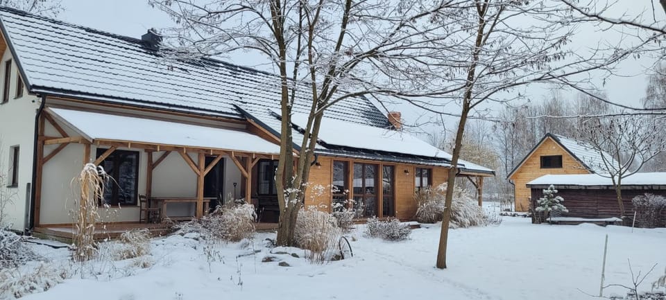 Property building, Winter