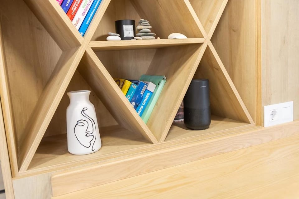 Chic Studio Downtown - AC - WiFi Apartment in Malaga