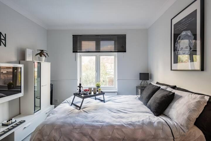 SleepOver Wembley Vacation rental in Wembley