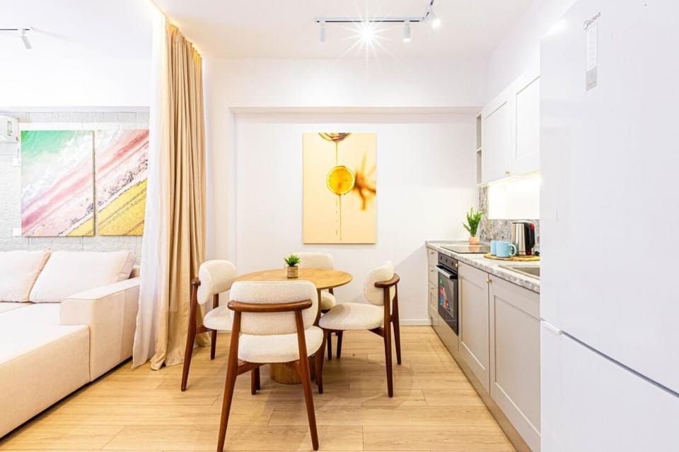 Dhermi's Icon Big, 1BR Ap 5 Apartment in Dhërmi