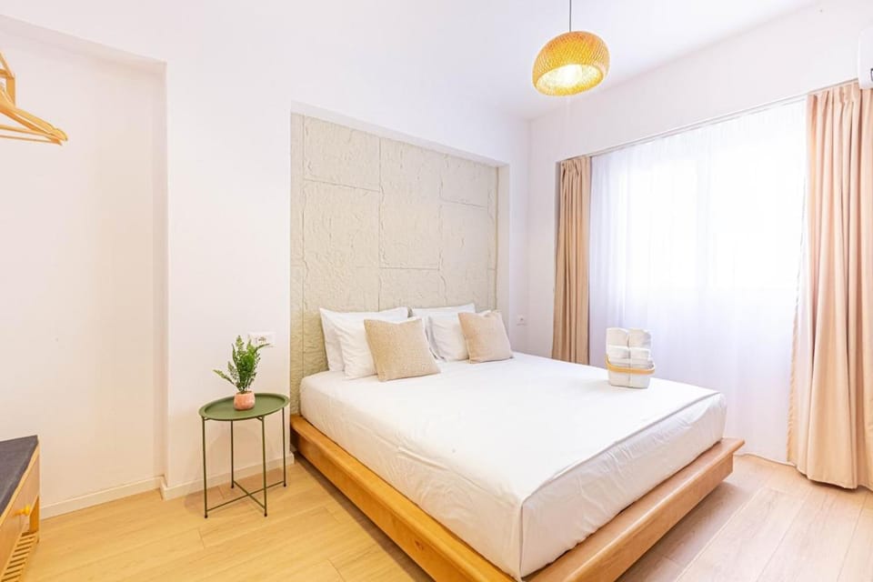 Dhermi's Icon Big, 1BR Ap 5 Apartment in Dhërmi