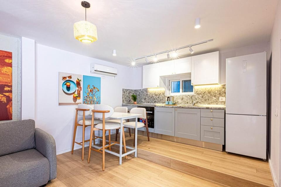 Dhermi's Icon Big Studio Apt 2 Apartment in Dhërmi