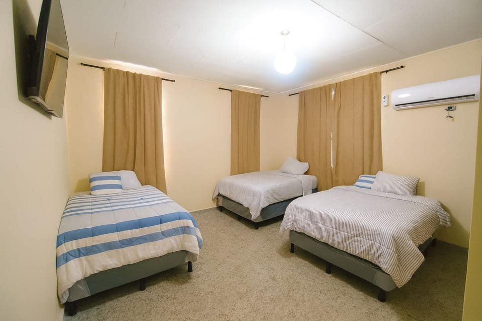 Go Bed & Breakfast Bed and Breakfast in San Pedro Sula