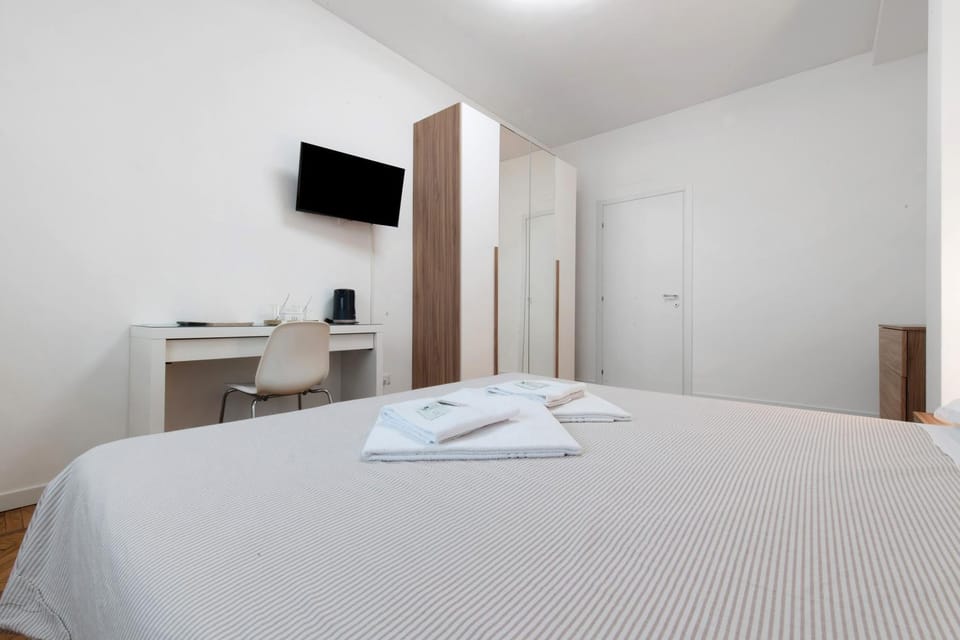 Living room, Bedroom