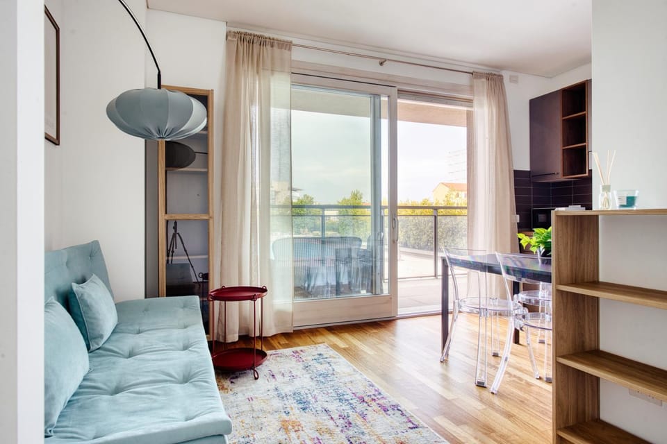 View (from property/room), Balcony/Terrace, Living room, Seating area, Dining area, Pool view, Swimming pool, Breakfast, kitchen, air conditioner