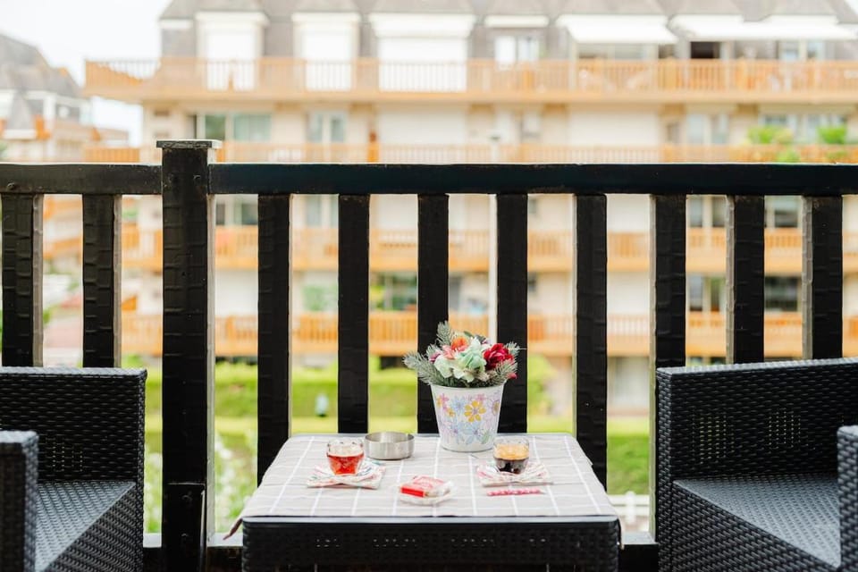 Patio, View (from property/room), Balcony/Terrace