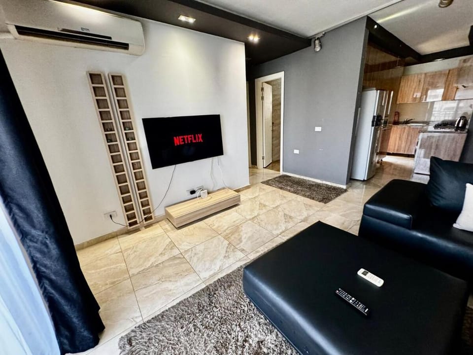 72/41/43 · Retro Chic 2BR-Serviced Apt in Madinaty compound Apartment in Cairo Governorate