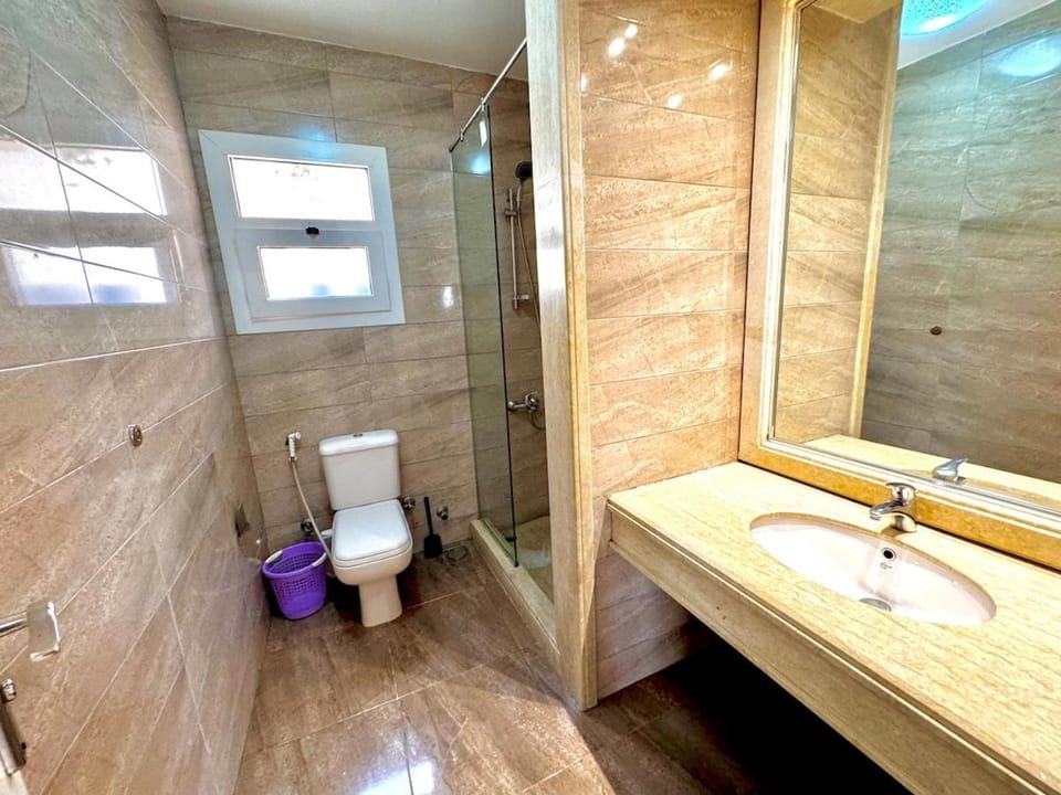 72/41/43 · Retro Chic 2BR-Serviced Apt in Madinaty compound Apartment in Cairo Governorate