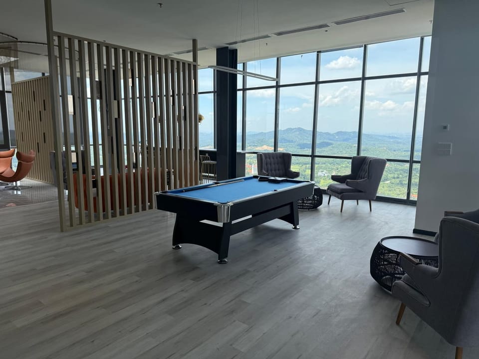 Nilai Rooftop skywalk at mesahill premier by STAY COZY Apartment in Negeri Sembilan, Malaysia