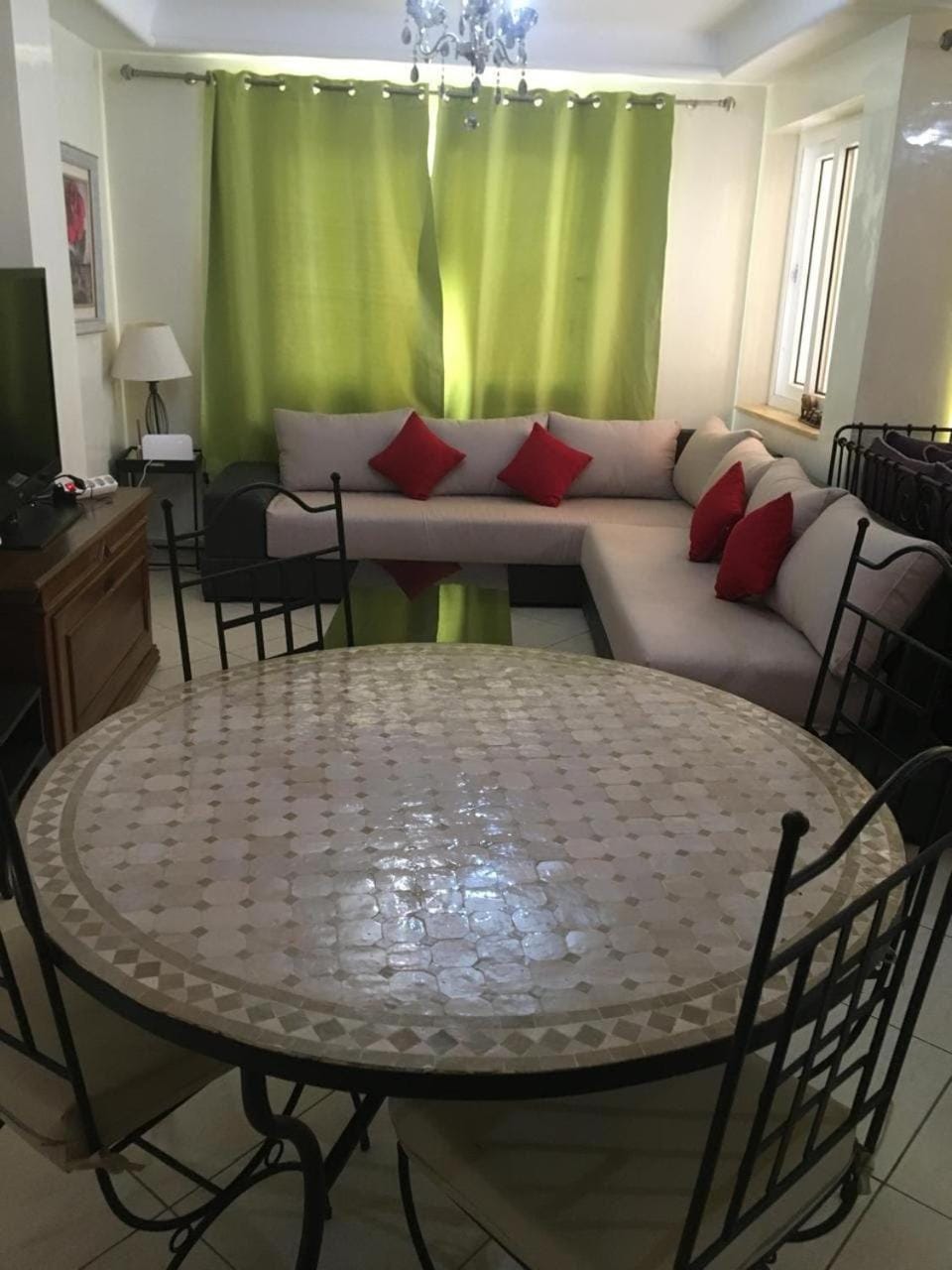 Living room, Seating area, Dining area