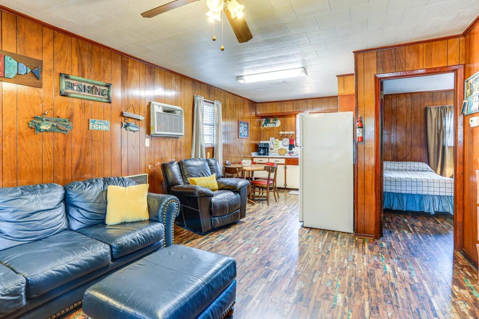 Shared Dock & Yard: Greers Ferry Lake Home! House in Greers Ferry Lake