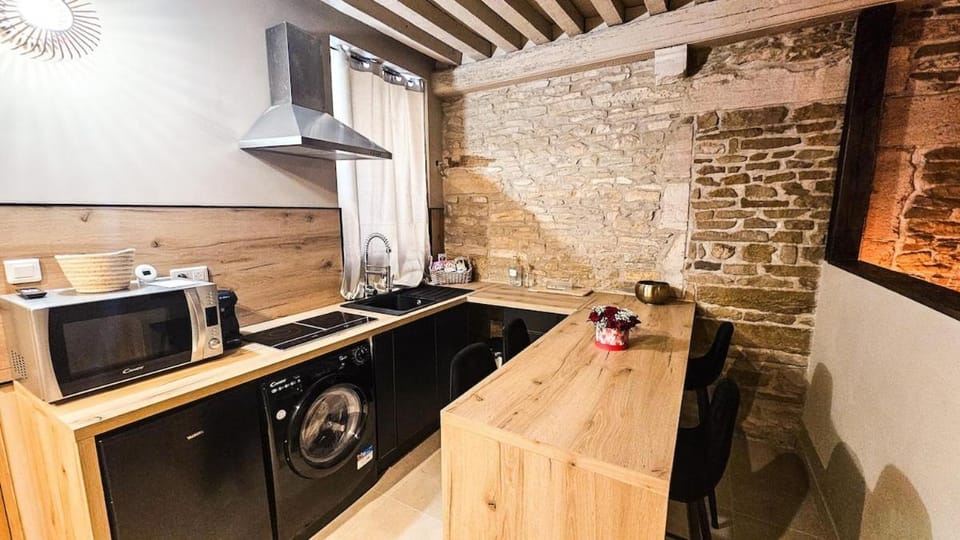 charme ancien et évasion bien-etre avec sauna hammam Apartment in Dijon