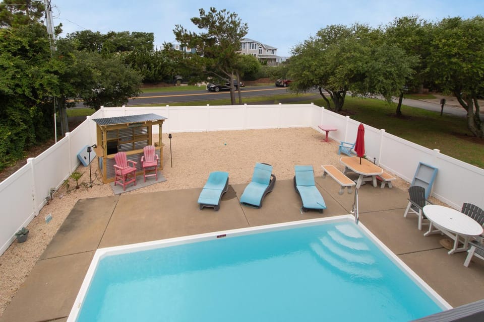 Duck Life - Duck Oceanside, Sound View, 325 Yards to Beach, Pool, Hot Tub, Tiki Bar, Pool Table, Pets OK House in Gulls Flight