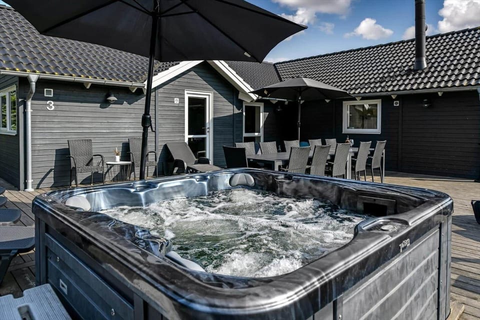 BV300-Blavand-Staehrsvej-3 House in Blåvand