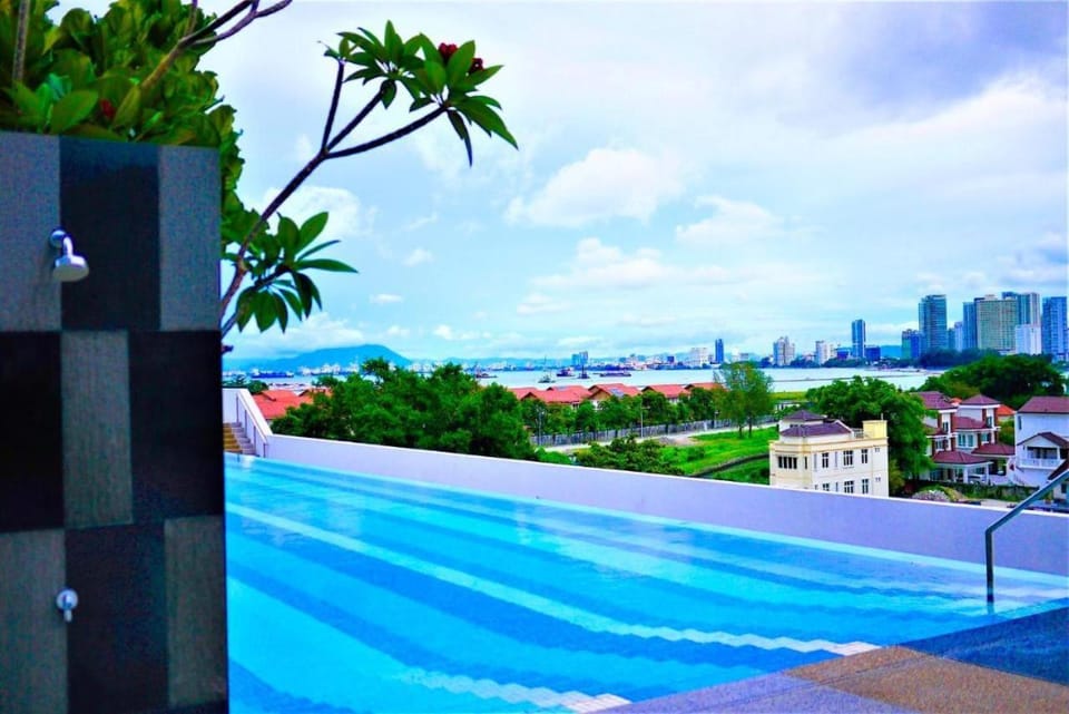 Black Martini Premium Suite Apartment hotel in Tanjung Bungah