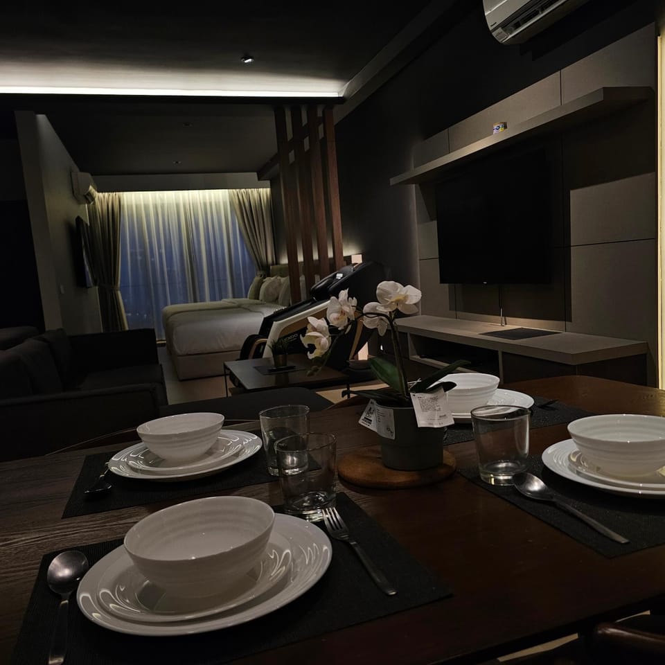 Black Martini Premium Suite Apartment hotel in Tanjung Bungah