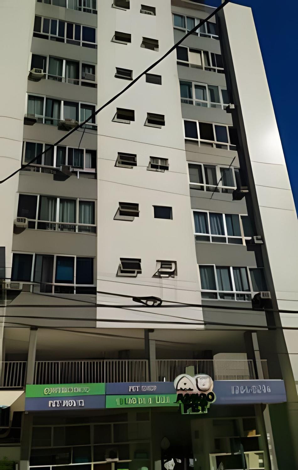 100m do Porto da Barra! Apto 1/4 Apartment in Salvador