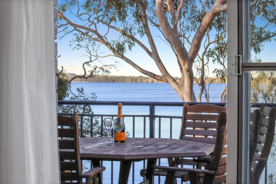 Balcony/Terrace, Lake view