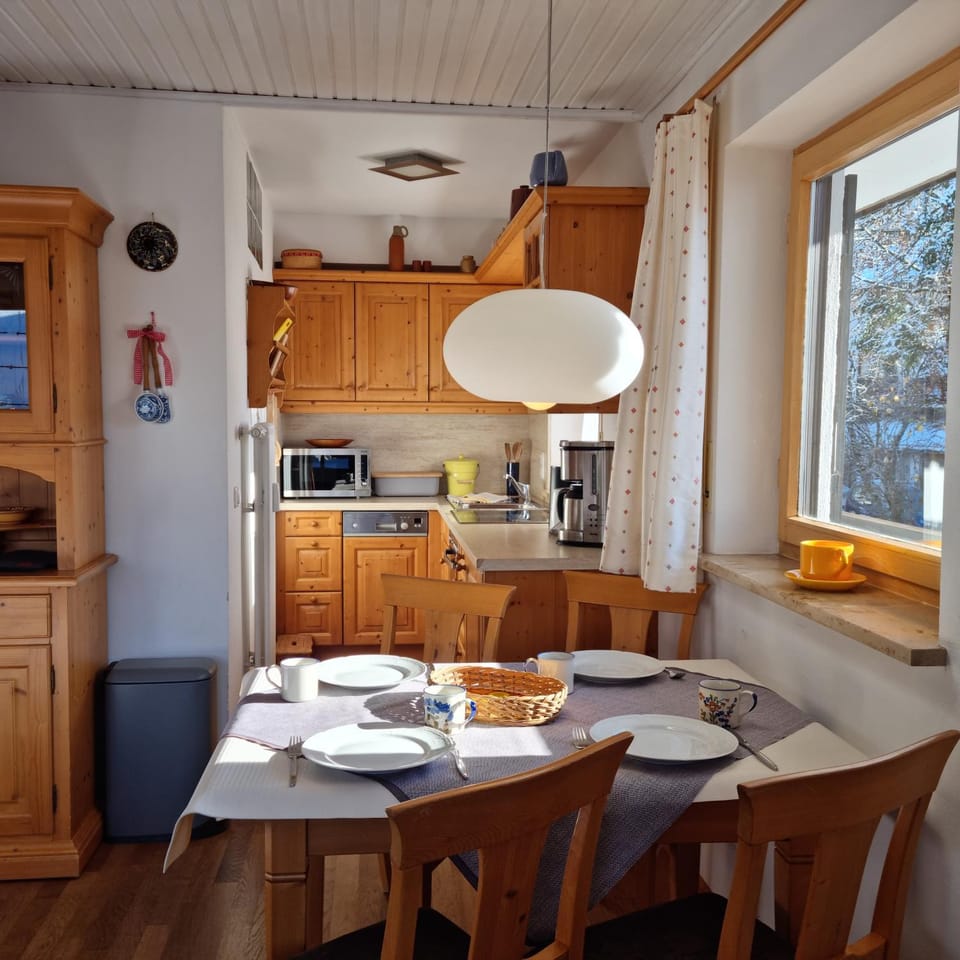 Food, stove