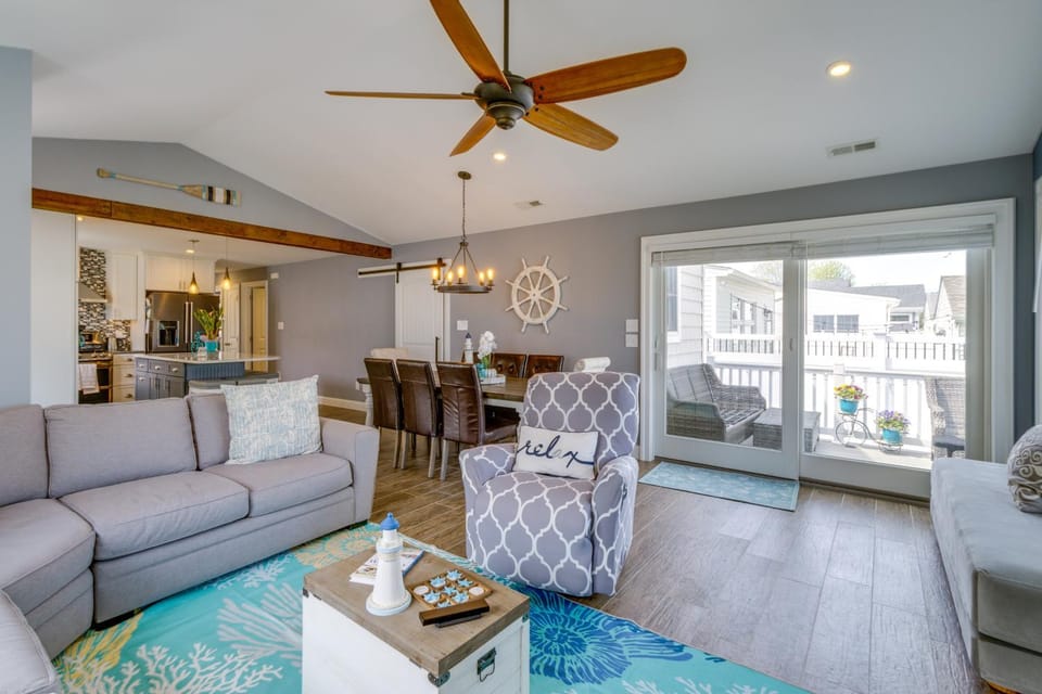 Half-Mi to Beach Cape May Getaway with Deck and Yard! House in Cape May