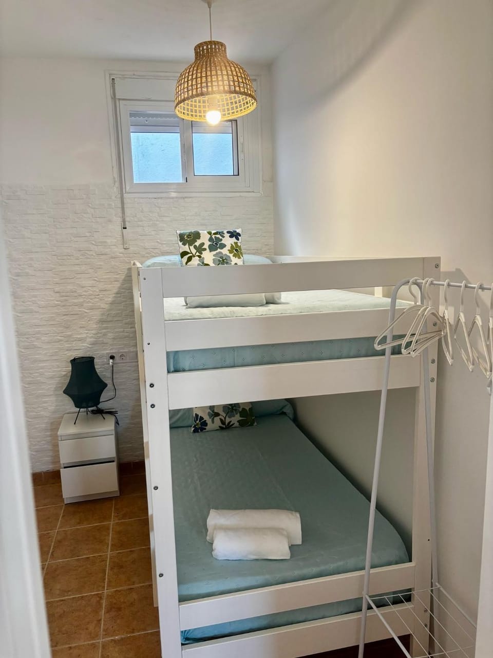 Photo of the whole room, Bedroom, bunk bed