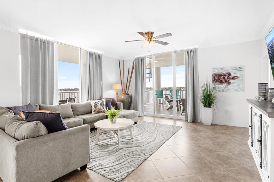 Destin West Osprey PH03 - Penthouse - Rooftop Terrace - Private Hot Tub & Grill Apartment in Okaloosa Island