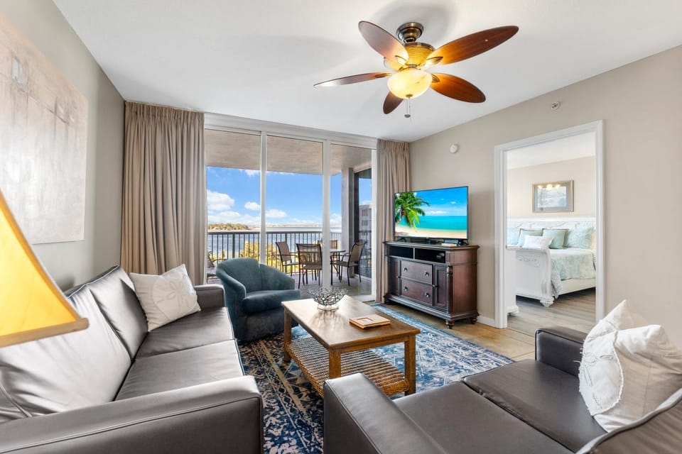 Destin West Sandpiper 606 - Amazing Views - Lazy River! Apartment in Okaloosa Island
