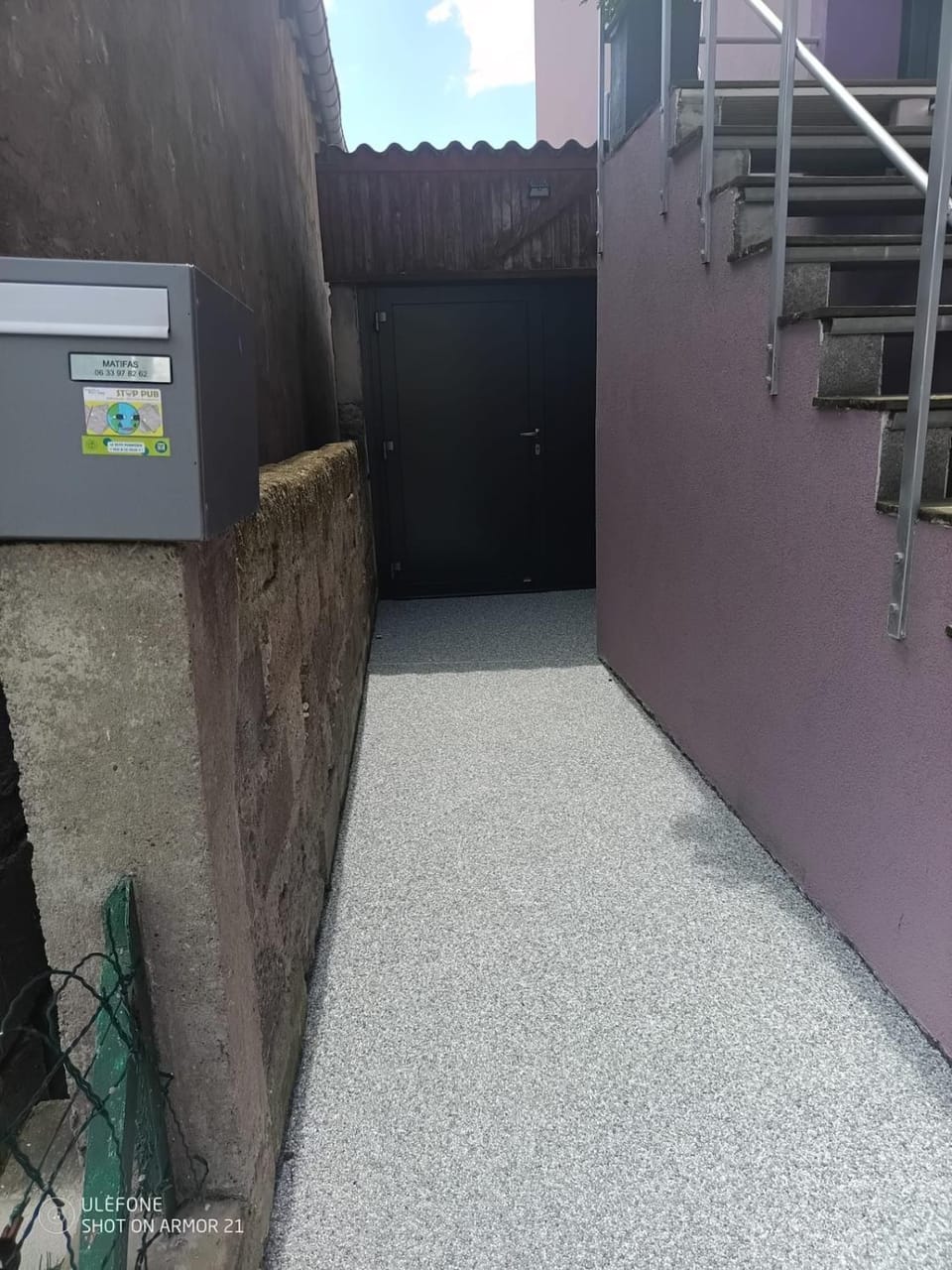 Facade/entrance
