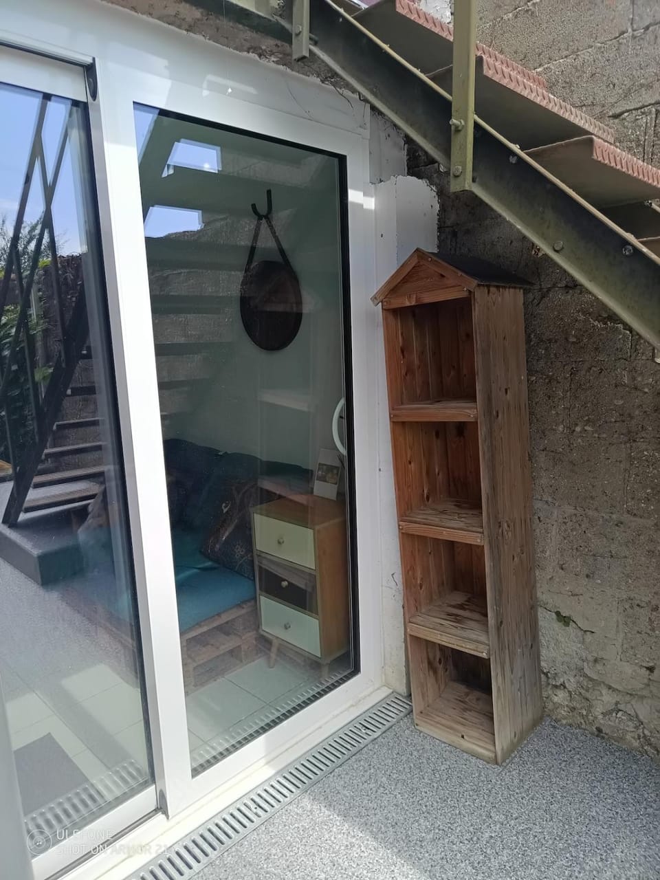 Facade/entrance, Balcony/Terrace