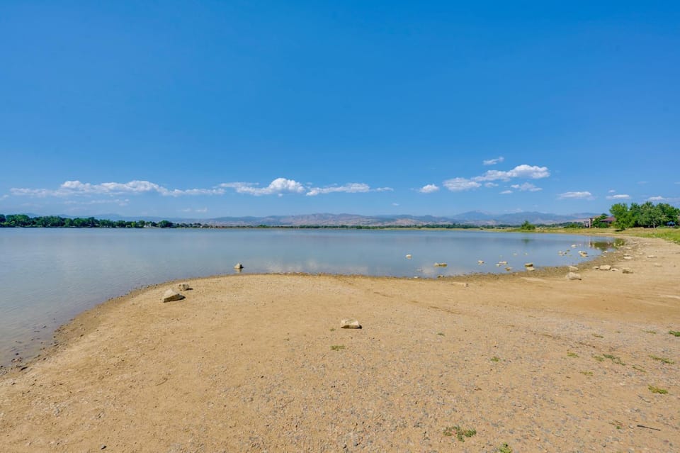 Pet-Friendly Longmont Home w/ McIntosh Lake Access House in Longmont